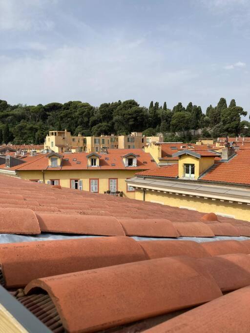 Deux Pieces Dans Le Quartier Du Port Appartement