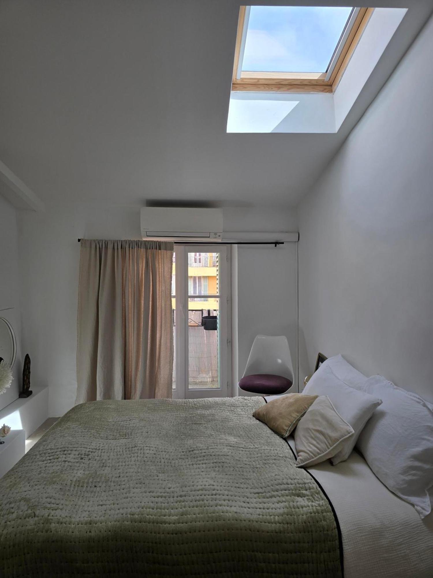 Deux Pieces Dans Le Quartier Du Port Appartement